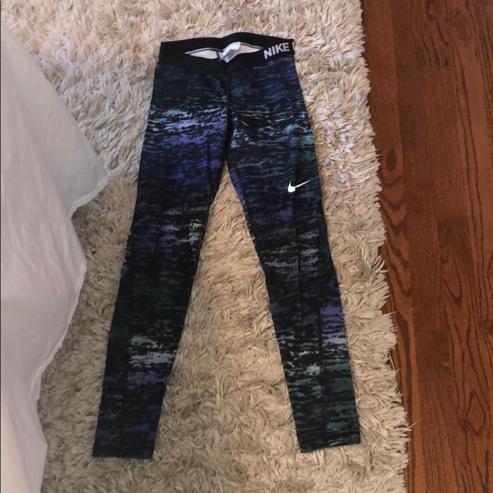 NIKE PRO Leggings
